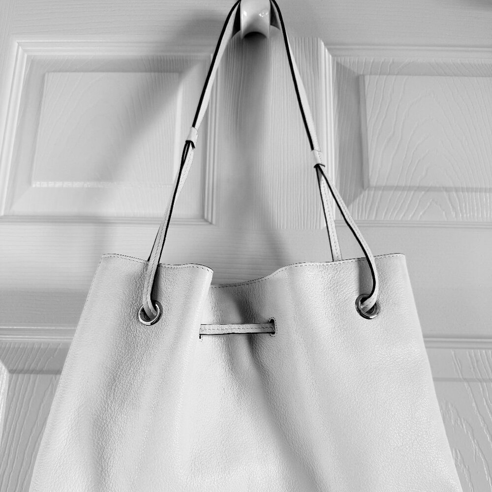 Talbots purse - Picture 2 of 4